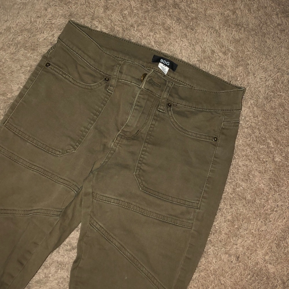 CUTE GREEN URBAN Outfitters BDG jeans!!! :)))